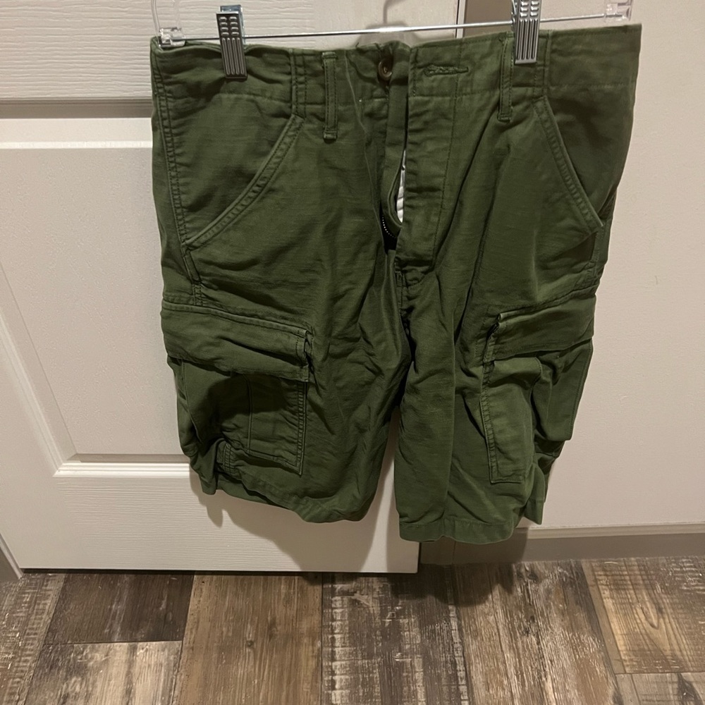 Hunter Green cargo shorts mens 32
